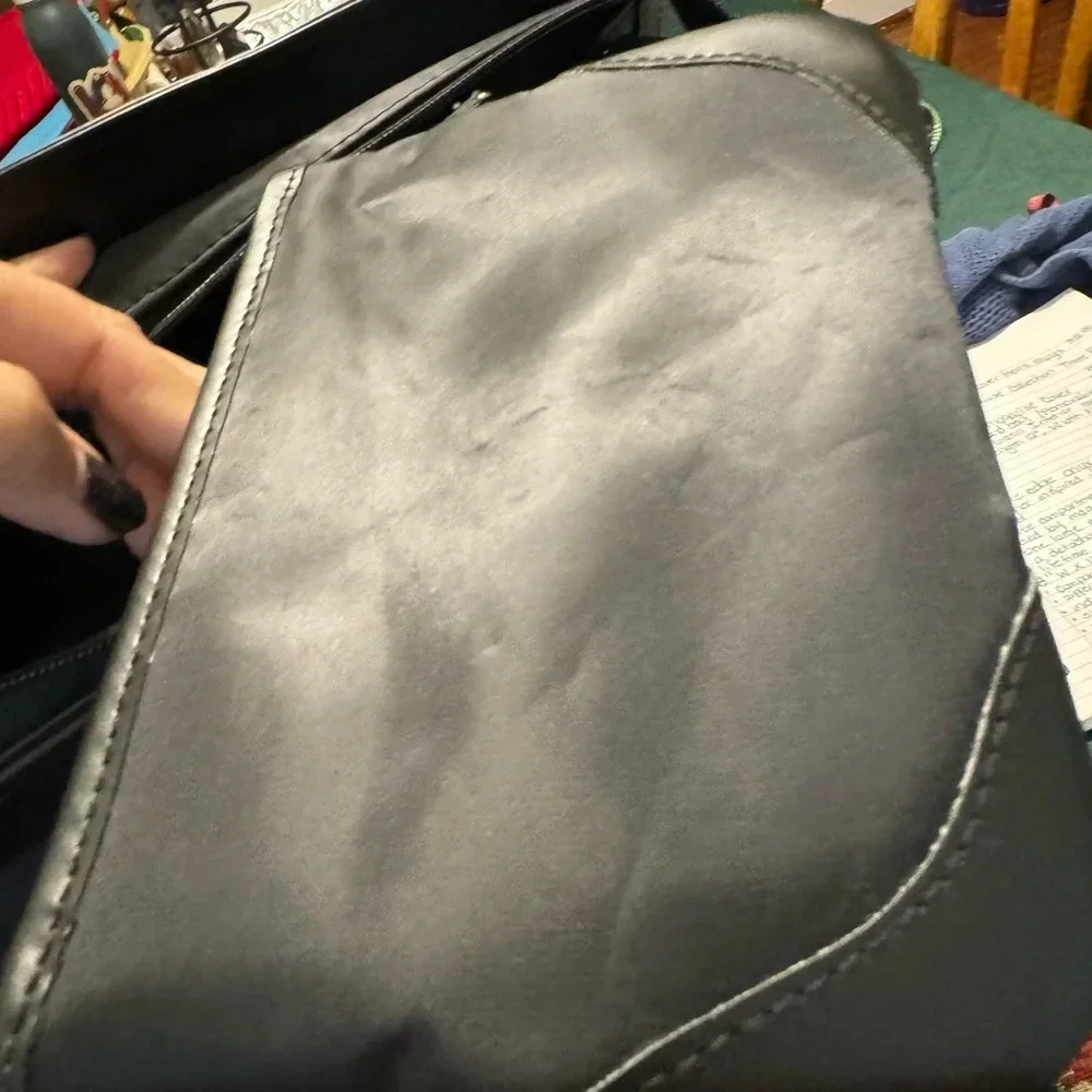 Mobile Edge Onxy Geneva Special Edition Laptop